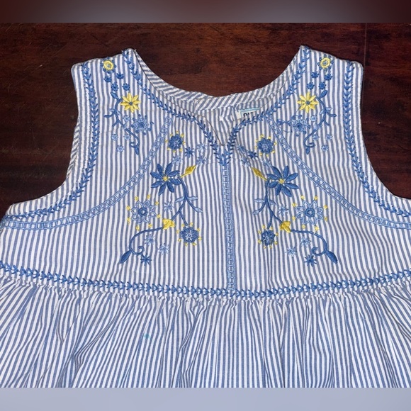 100% Cotton Old Navy Girl’s Dress - Picture 2 of 7